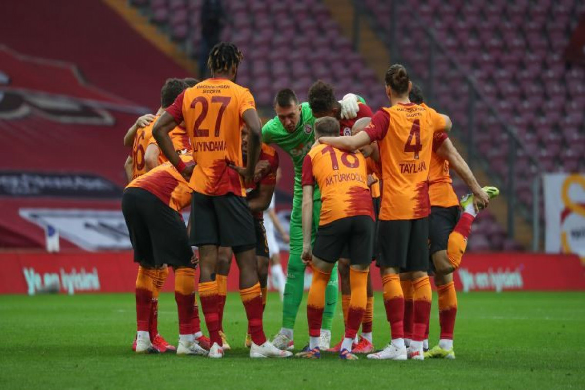 “Qalatasaray”ın iki futbolçusu koronavirusa yoluxub