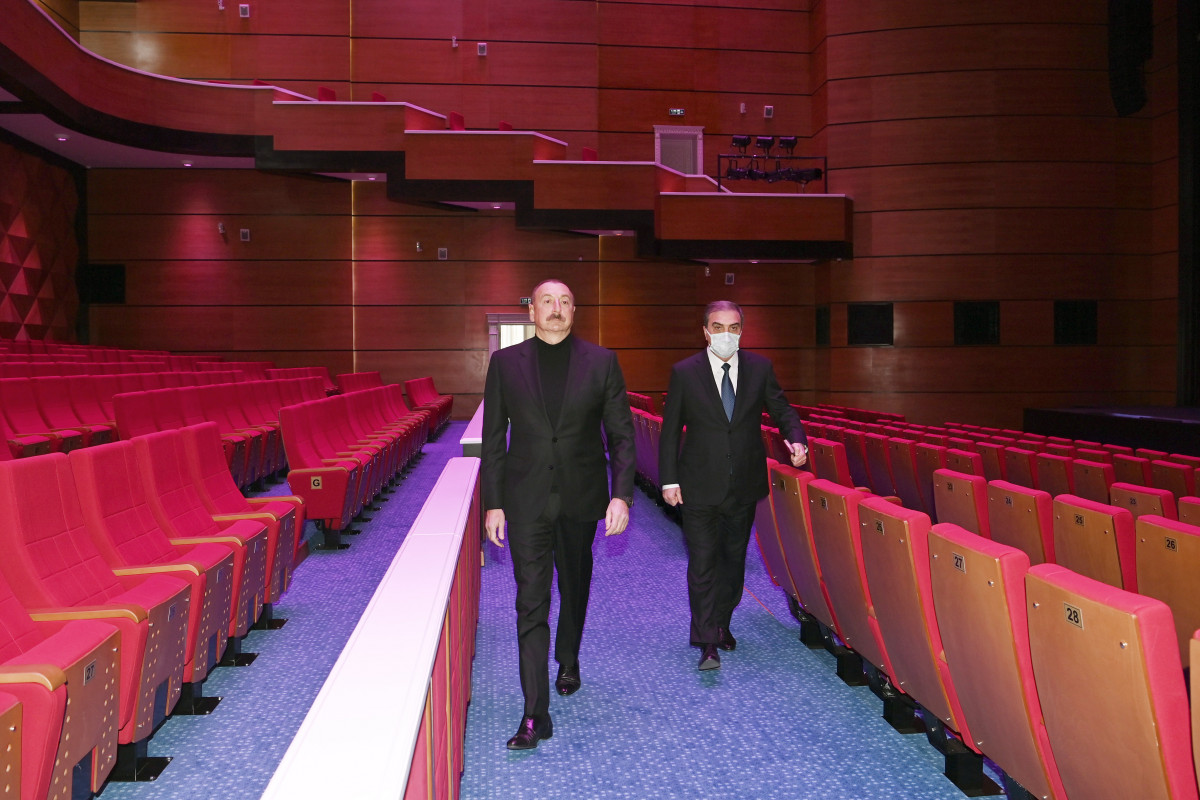 Prezident İlham Əliyev Gəncə Dövlət Dram Teatrının yeni binasının açılışında iştirak edib