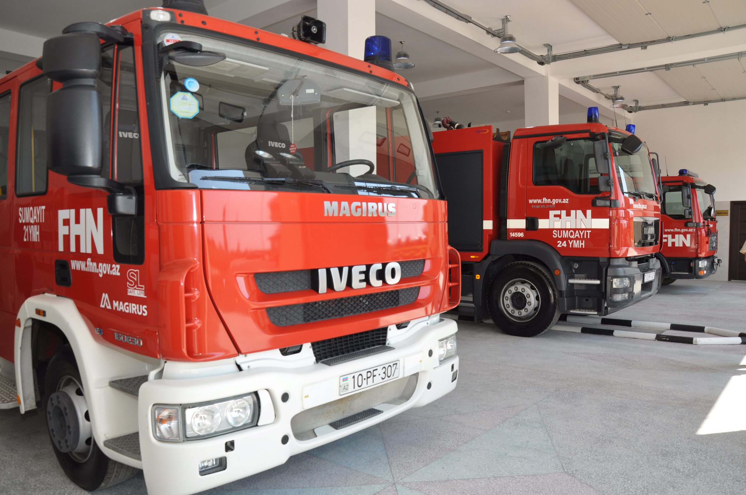 FHN: Ötən sutka 22 yanğına çıxış olub, 5 nəfər xilas edilib