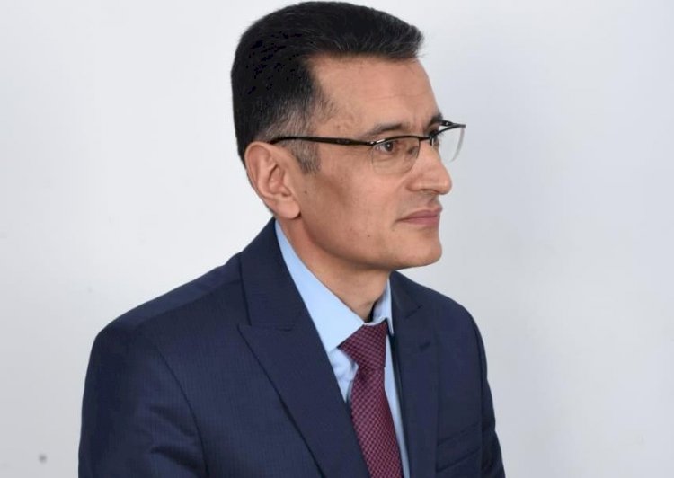 AMEA-nın professoru AzTV-ni MÜDAFİƏ ETDİ