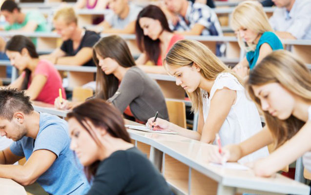 Tələbələrin Ukraynadan köçürülməsindəki əsas problemlər