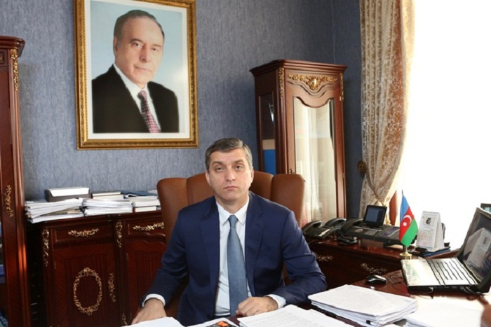 Hesablama Palatasının sədrinin maaşı ARTIRILDI