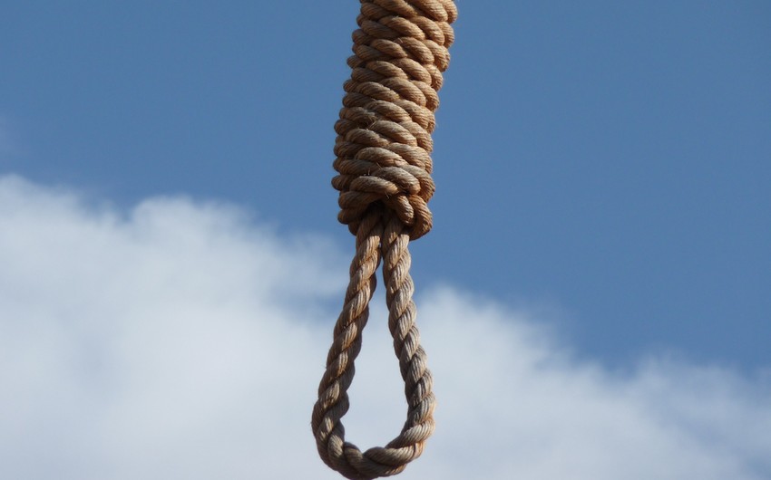 Gəlin toy günü özünü asdı