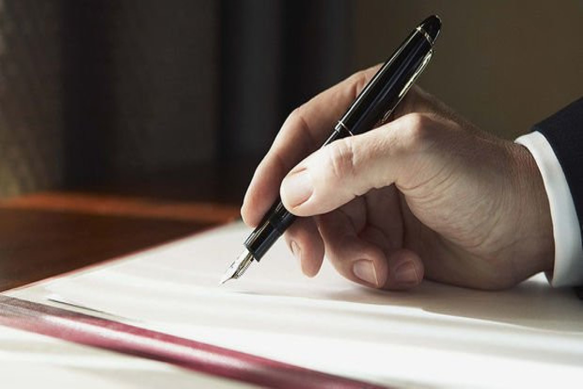 Hüquqi Ekspertiza və Qanunvericilik Təşəbbüsləri Mərkəzinə icraçı direktor təyin olunub