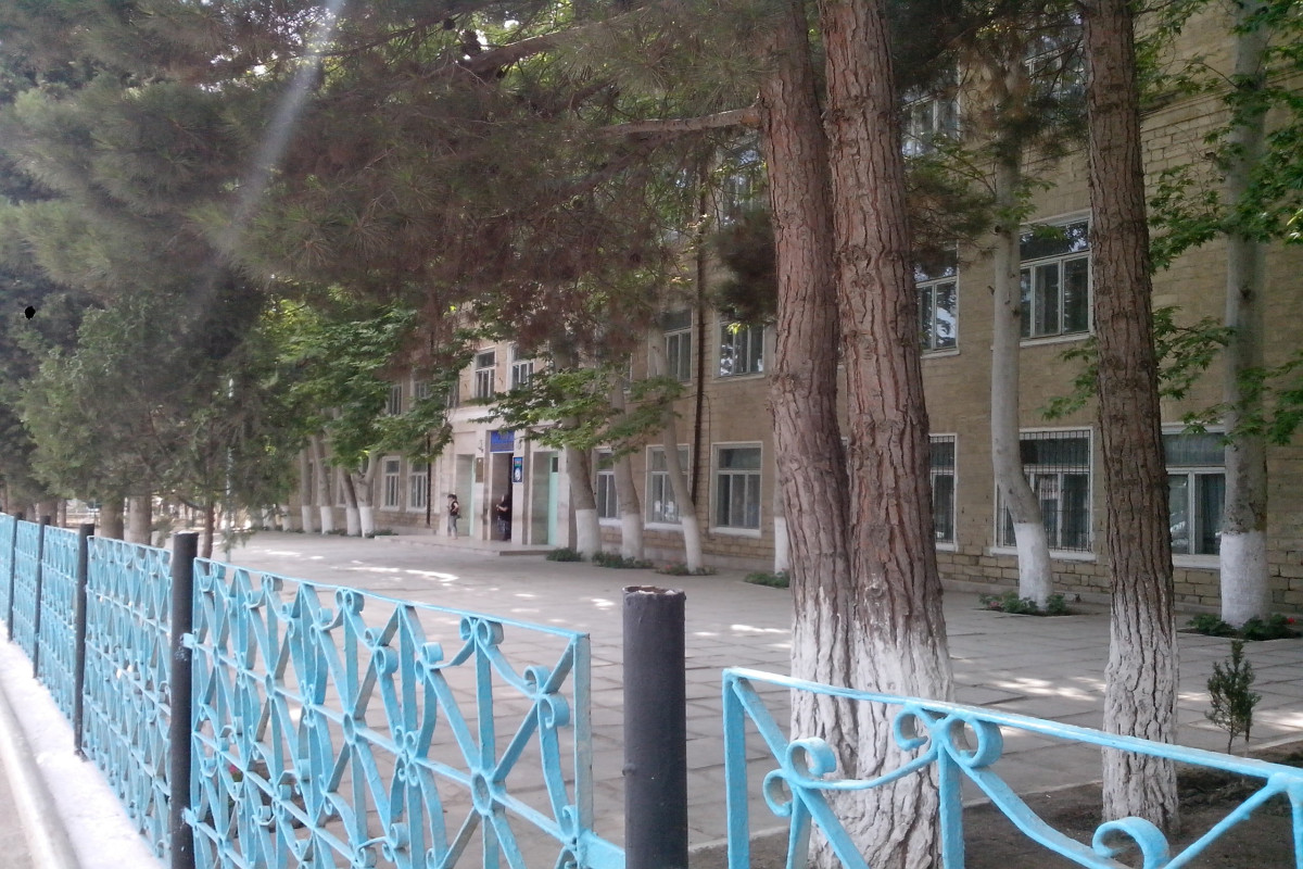 Sumqayıtda məktəbdə pul yığılması faktı təsdiqləndi