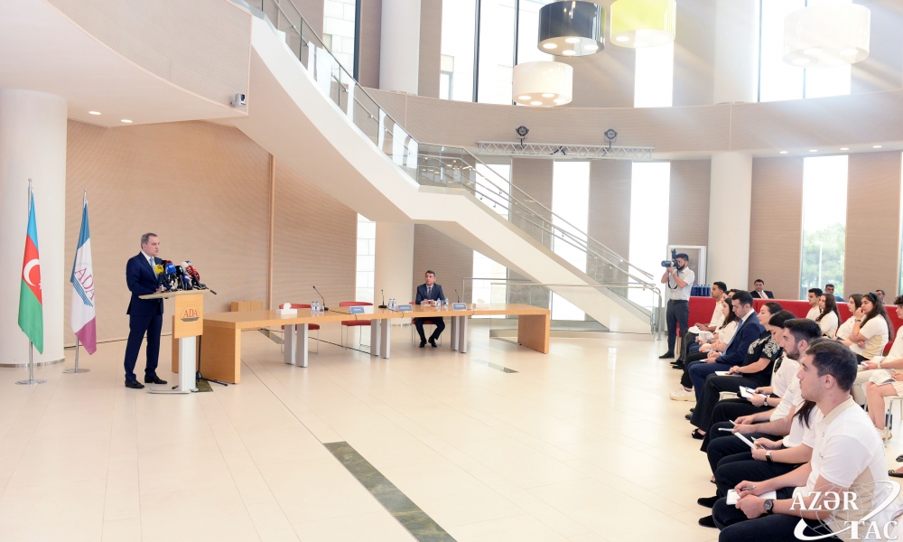 Ceyhun Bayramov: “Postmünaqişə dövrü region üçün böyük imkanlar açır”