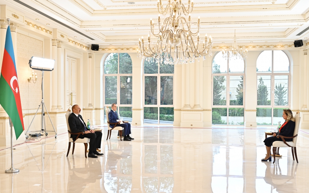 Prezident yeni səfirlərin etimadnamələrini qəbul etdi – YENİLƏNİB