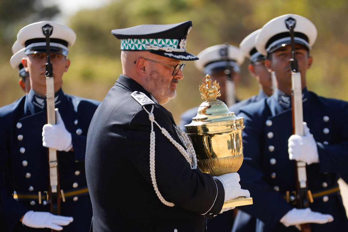 2 əsr əvvəl ölən imperatorun ürəyi göstəriləcək