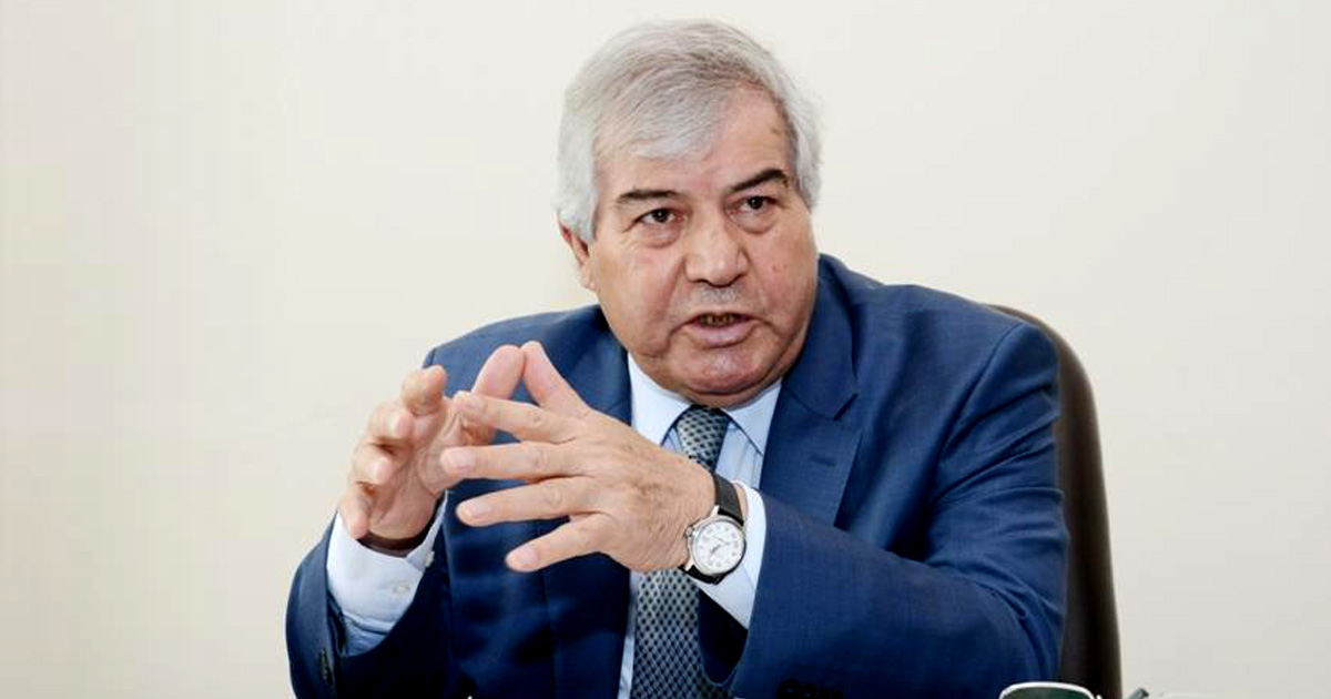 “Elə bilirlər ki, Yazıçılar Birliyi zavoddur” – Sabir Rüstəmxanlı