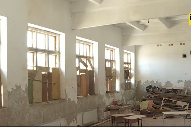 Bərbad vəziyyətdə olan Xıdırlı kənd məktəbi – VİDEO