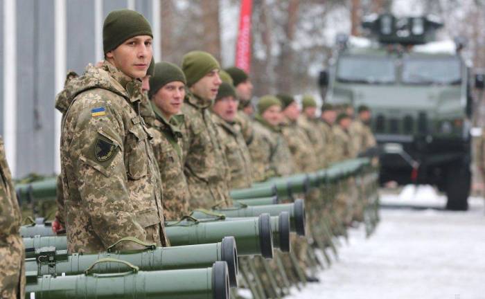 Makedoniya Ukraynaya silah verib