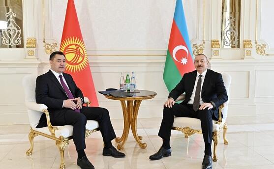 İlham Əliyev Japarovu təbrik etdi