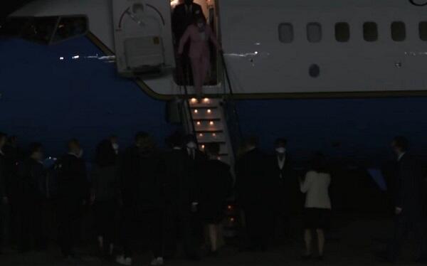 Nensi Pelosi Tayvandadır – Foto