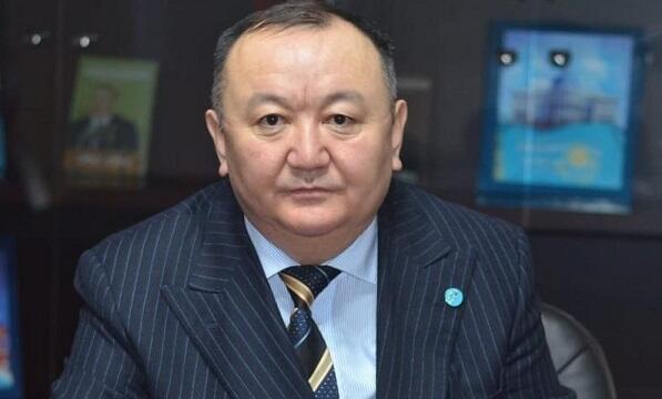 Qazax şairdən rus dili ilə bağlı çağırış