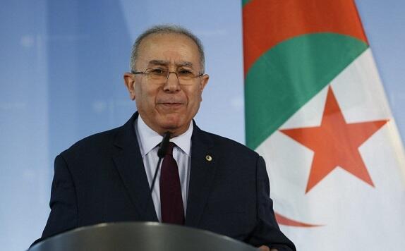 Əlcəzairin xarici işlər naziri Azərbaycana gəlir