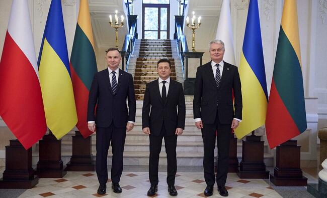 Putinlə danışıq mənasızdır, Rusiyanı məhv etməliyik!