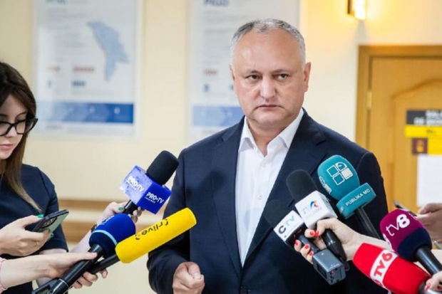 Moldovanın eks-prezidenti ev dustaqlığından azad edildi