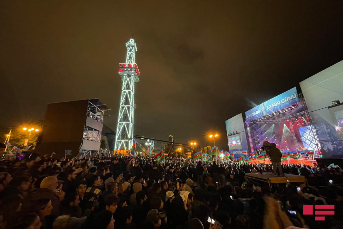 Dənizkənarı Milli Parkda Zəfər Günü ilə bağlı bayram konserti başlayıb – CANLI