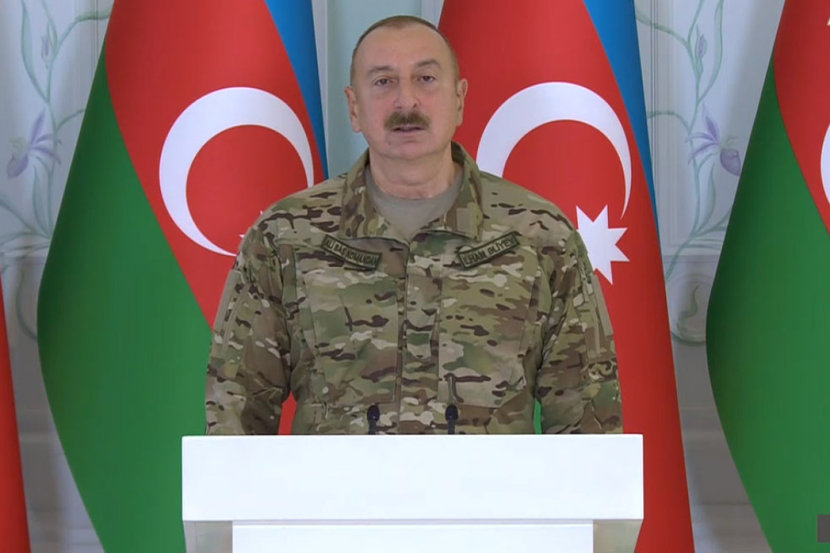 Prezident İlham Əliyev Şuşada hərbçilər qarşısında çıxışı – CANLI