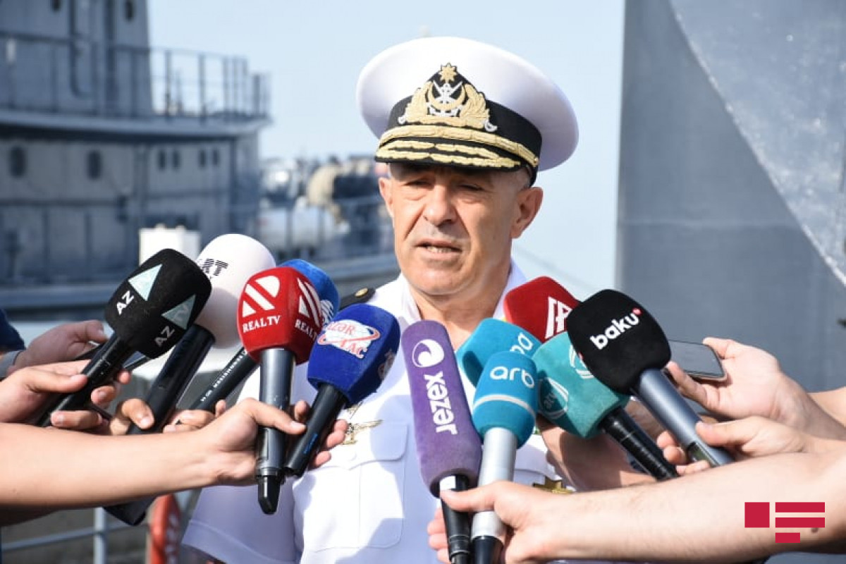 Sübhan Bəkirova vitse-admiral rütbəsi verilib