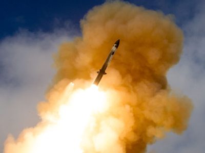 Yaponiya SM-3 raketinin ilk sınağını keçirib