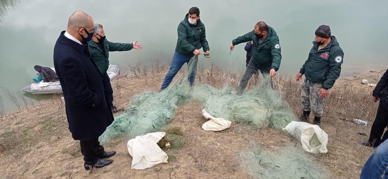 Qanunsuz balıq ovlayan şəxslər saxlanıldı