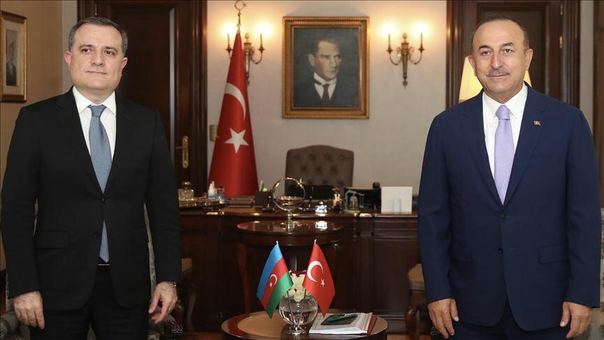 Bayramov Çavuşoğlu ilə danışdı