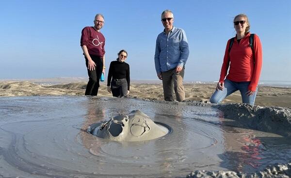 Britaniya səfiri Qobustanda – Foto