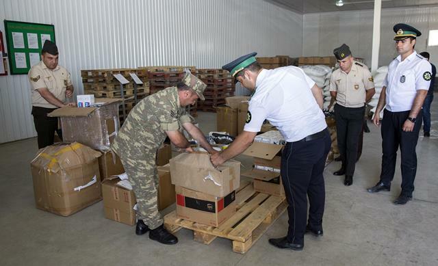 Naxçıvan gömrüyündə bu qadağalar ləğv olundu