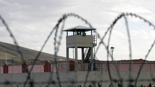 Şəkidə həbsdə olan şəxs vəfat etdi