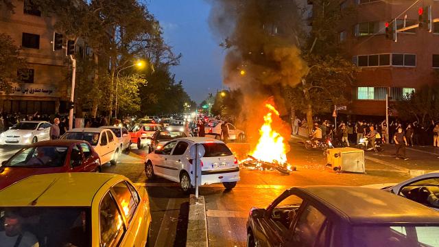 İran universitetlərində Məhsa Əmini etirazları davam edir