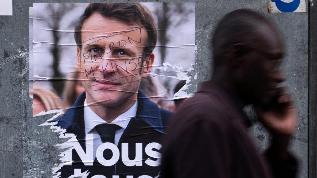 Makrona seçki şoku: İstintaq başladı