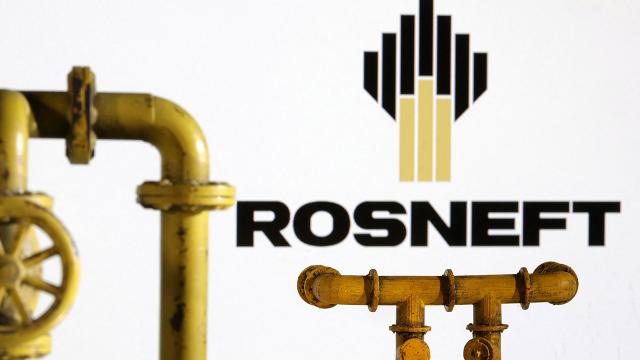 Rosneft rəhbəri: Rusiyanın Çinə neft nəqli 9,5 faiz artıb