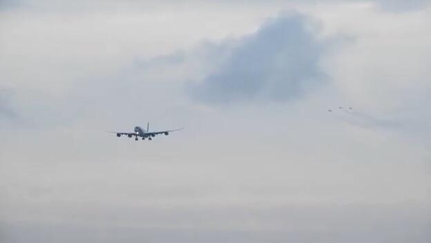 Əliyevin təyyarəsini serb qırıcıları bu cür qorudu – Video