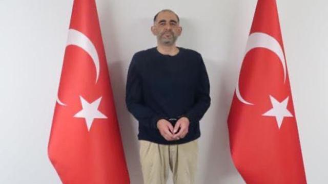 MKT əməliyyatında yaxalanan fərari FETÖ üzvü Dəmirok həbs edilib