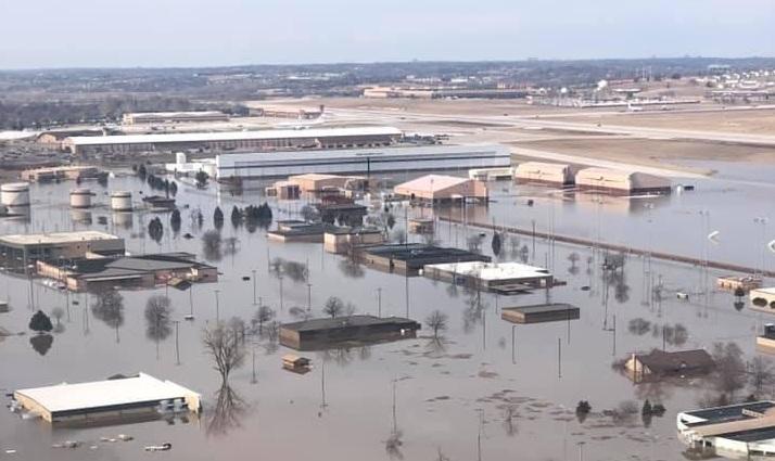 ABŞ-ın Suriyadakı bazasına raketlə zərbə endirildi