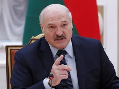 Lukaşenko: “Belarus və Rusiyanın birgə qaz bazarı iflasa uğrayıb”