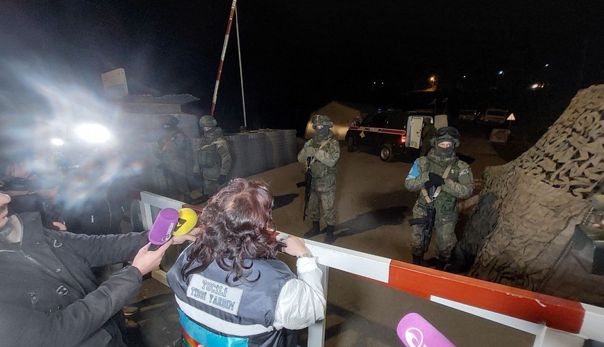 Azərbaycan həkimləri rus sülhməramlılarına tibbi xidmət təklif etdi! Xankəndi yolundan xüsusi xəbər! – VİDEO