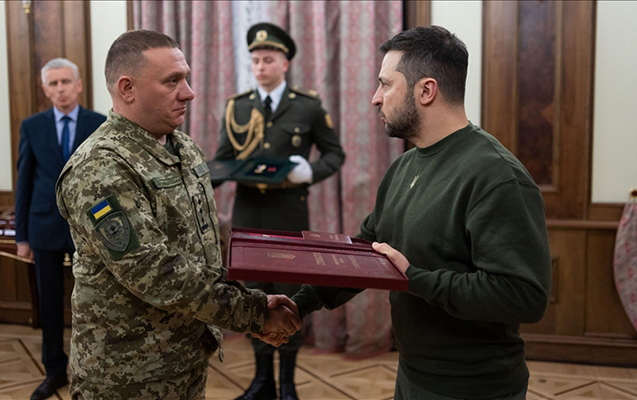 Zelenski onları təltif etdi – FOTO