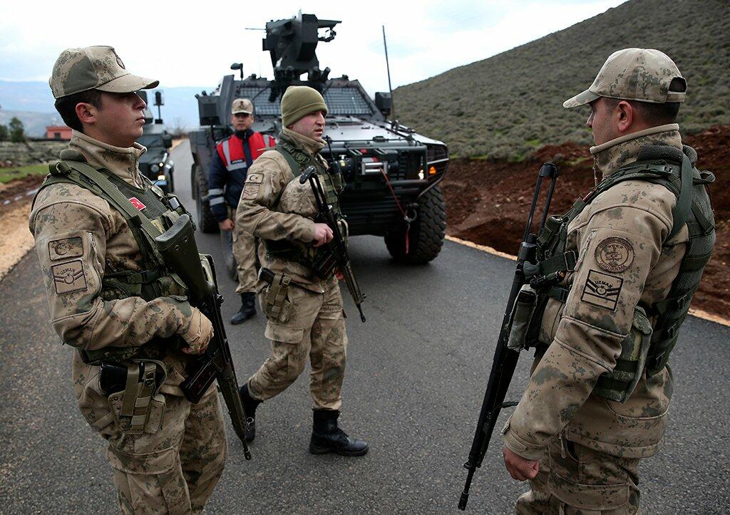 Çavuşoğlu xəbərdarlıq etdi: “Külək əkən qasırğa biçər!”