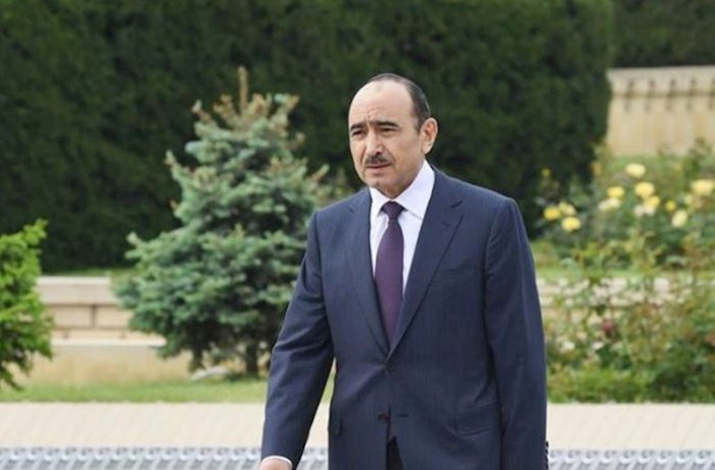 Əli Həsənovun ölkədən çıxışına “stop” qoyuldu