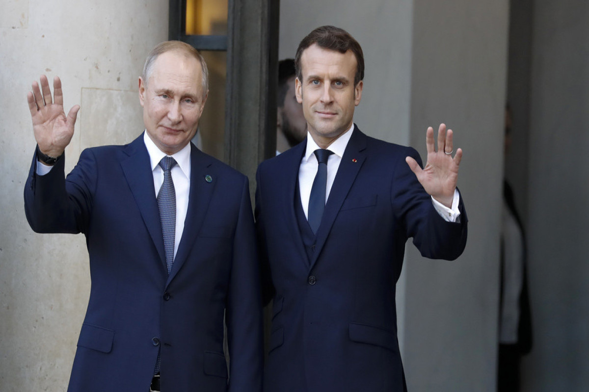 Putin Makronla işgüzar əlaqələrinin olduğunu bildirib