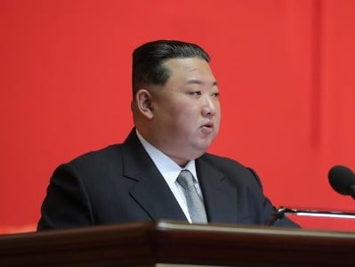 Kim Çen In Şimali Koreyanın müdafiə potensialını gücləndirməyə çağırıb