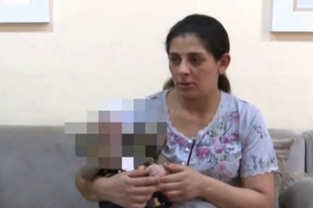 Bakıda küçəyə atılan üç aylıq körpənin anası DANIŞDI – VİDEO