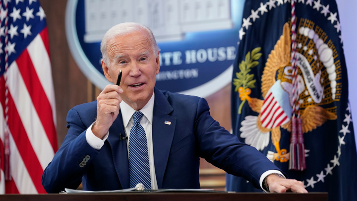 Bayden ABŞ-ın müdafiə büdcəsini imzalayıb