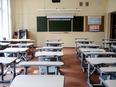 Fox: Texasda məktəbdə silah gəzdirməyə icazə verildi