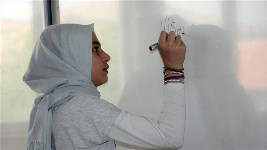 Təbrizdə məktəblər yenidən bağlandı