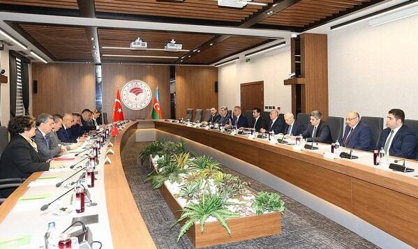 Kəmaləddin Heydərov türkiyəli nazirlə görüşdü