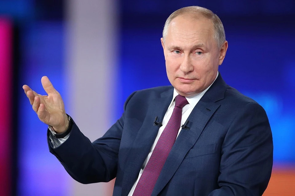 Putin rus dilini MDB ölkələrini bir yerdə saxlayan birləşdirici qüvvə adlandırıb