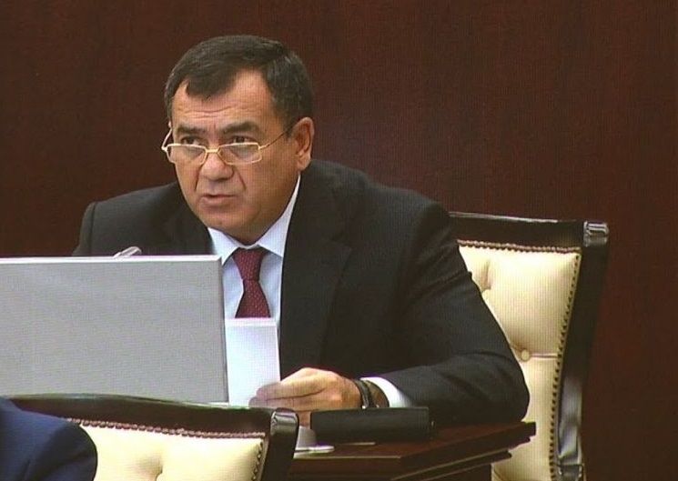 “İri hərflərlə yazıb Milli Məclisin iclas salonunda asmaq lazımdır”